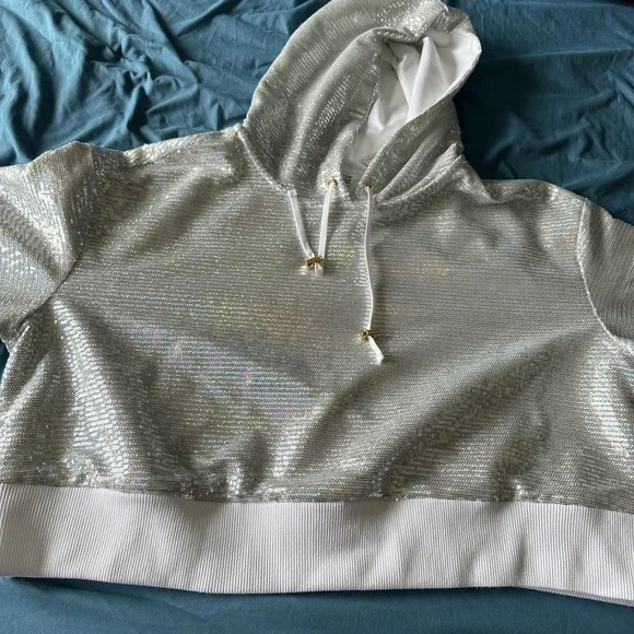 Sequin Cropped Hoodie peloton - Picture 3 of 4